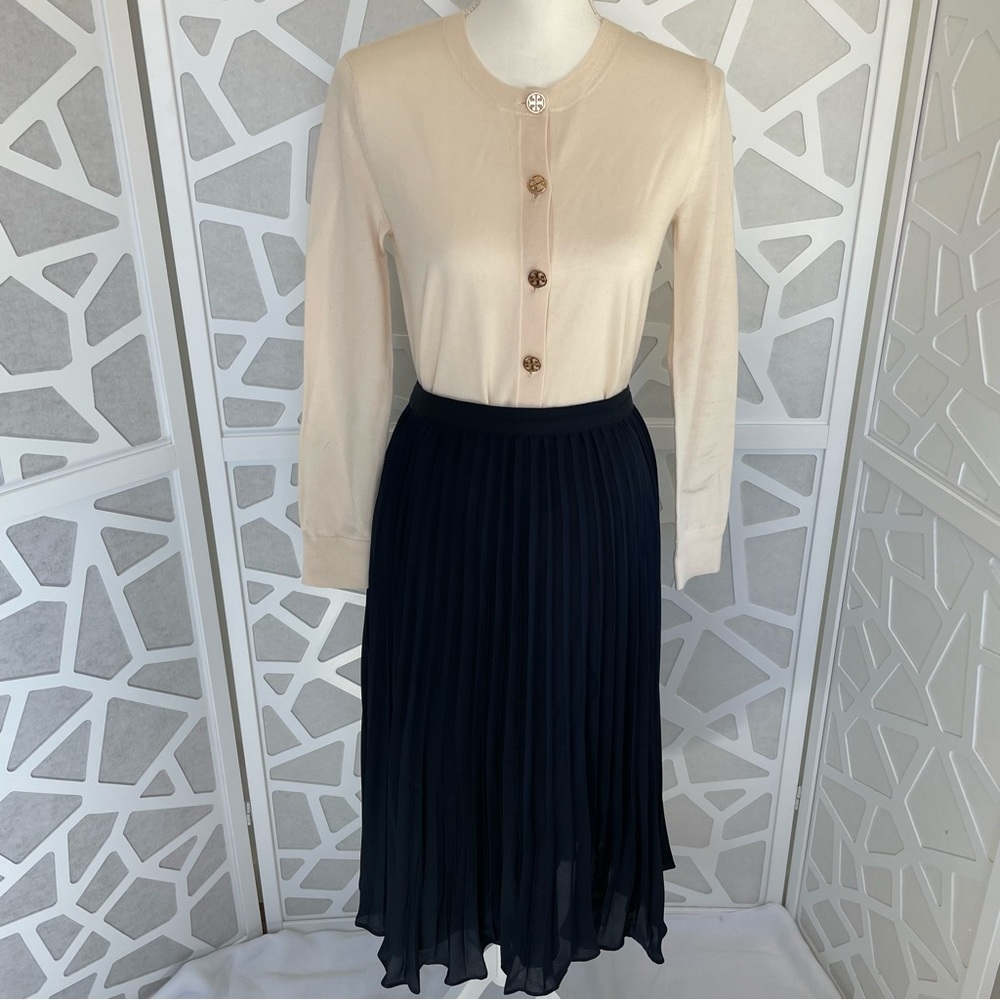 Banana Republic Pleated Midi Skirt Navy Sz 8 EUC - Picture 7 of 16